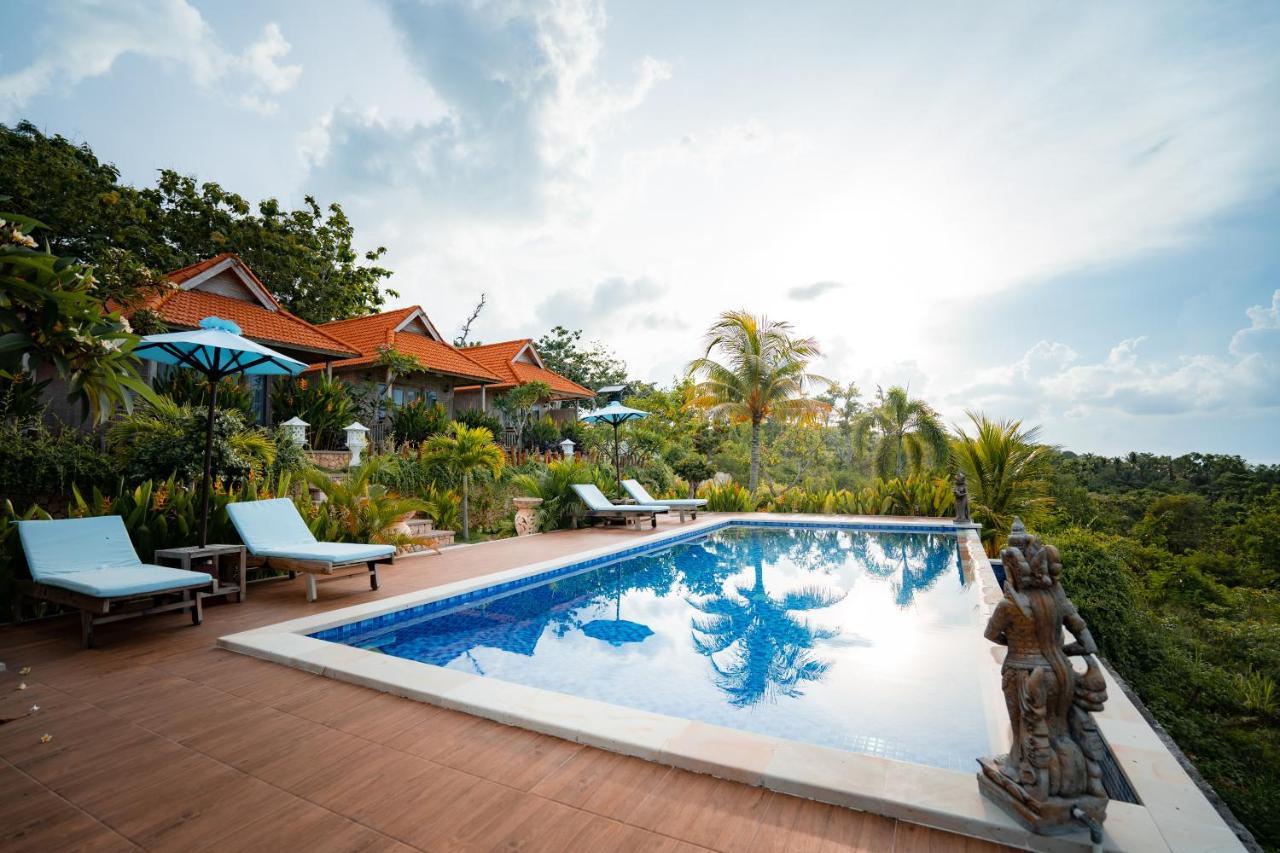 Hotel Gara Gara Sea View Batununggul Exteriér fotografie